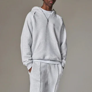 Tuta da uomo in cotone con zip · 2