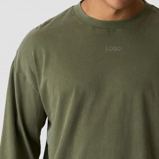 Langärmliges Herren-T-Shirt aus Baumwolle · 2