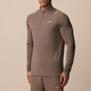 Men's quarter-zip long-sleeve shirt · 1