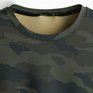 Men's polyester T-shirt · 4