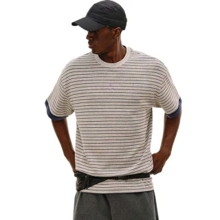 Camiseta masculina de algodão com gola redonda · 4