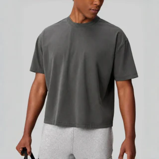 Men's oversized crew-neck T-shirt · 1