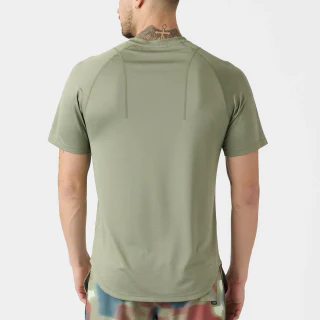 Camiseta ligera de poliéster/spandex de secado rápido para hombre · 2