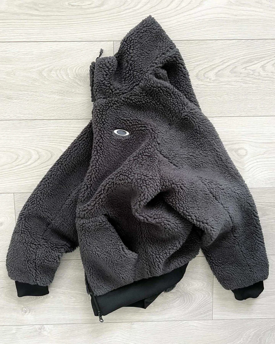 Unisex heavyweight hoodie