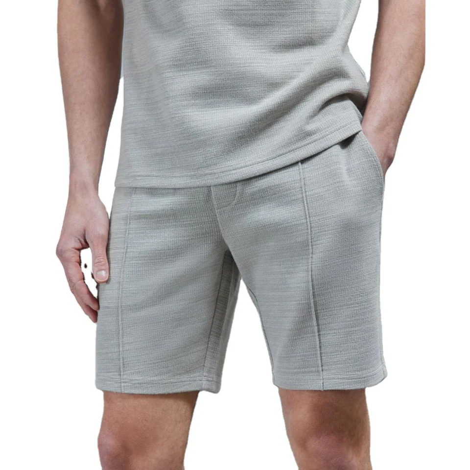 Men's slim-fit shorts · 1