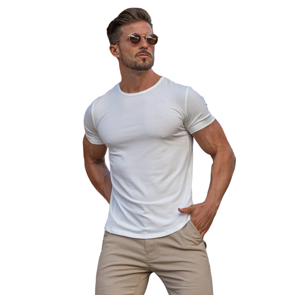 Cotton/polyester T-shirt · 3