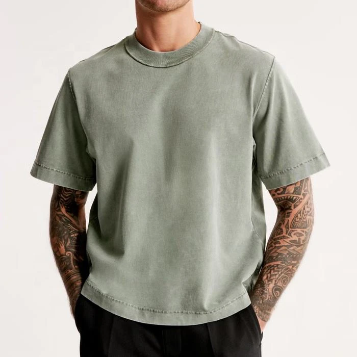 Übergroßes, schweres Baumwoll-T-Shirt mit Rundhalsausschnitt · 1