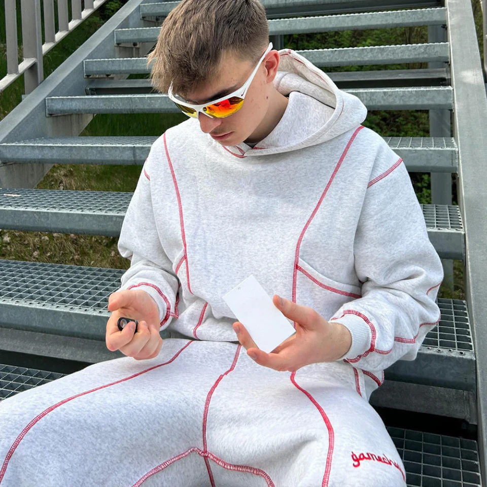 Tuta oversize da uomo in cotone · 2