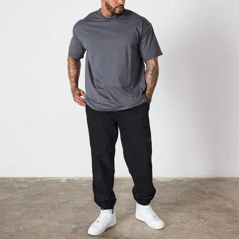 T-shirt coupe slim en coton/élasthanne · 2