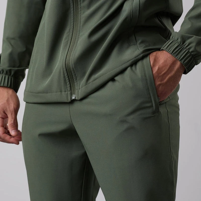 Men's lightweight polyester joggers · 4