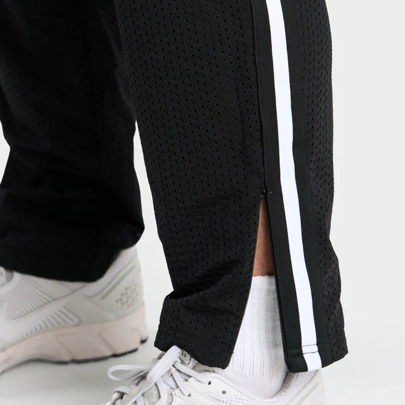 Leichte Herrenhose · 3