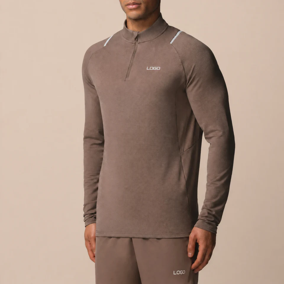 Men's quarter-zip long-sleeve shirt · 1