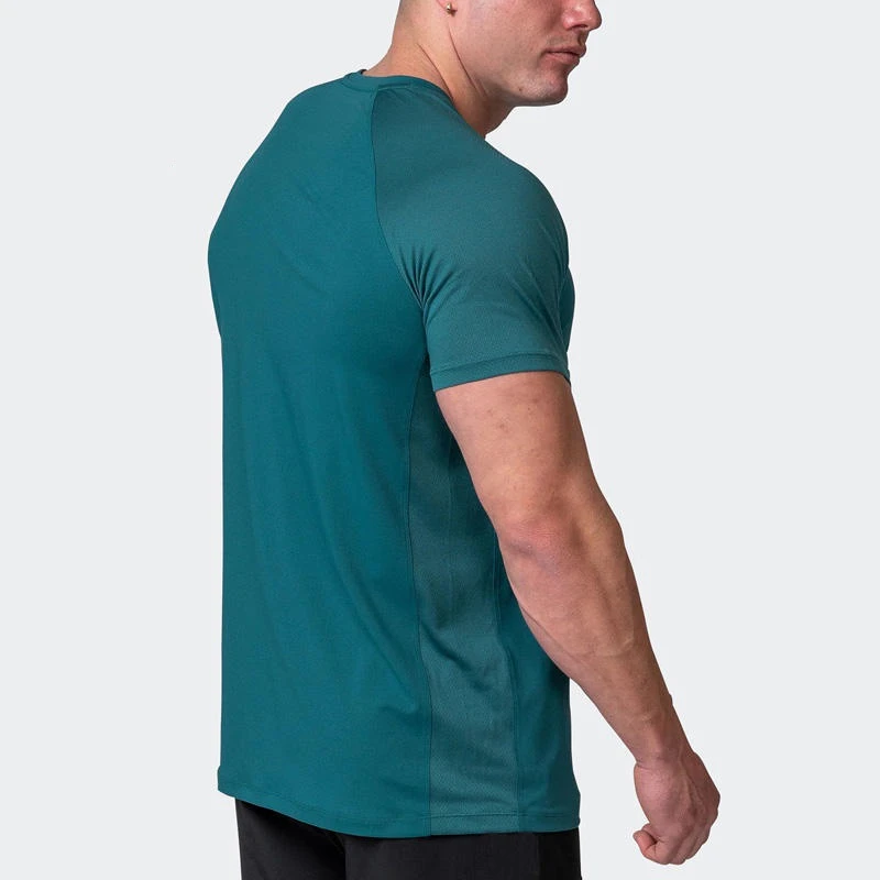Schnell trocknendes, leichtes Bambus-T-Shirt · 2