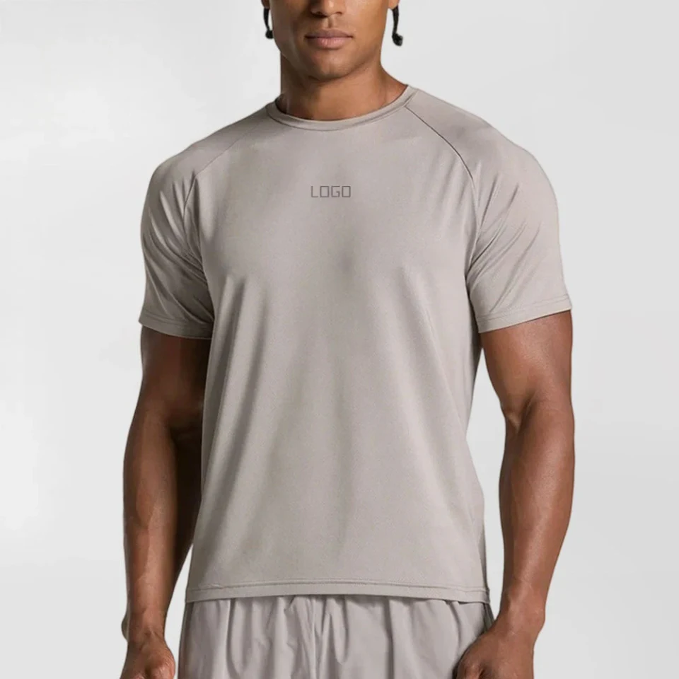 Men's lightweight polyester/spandex T-shirt · 1