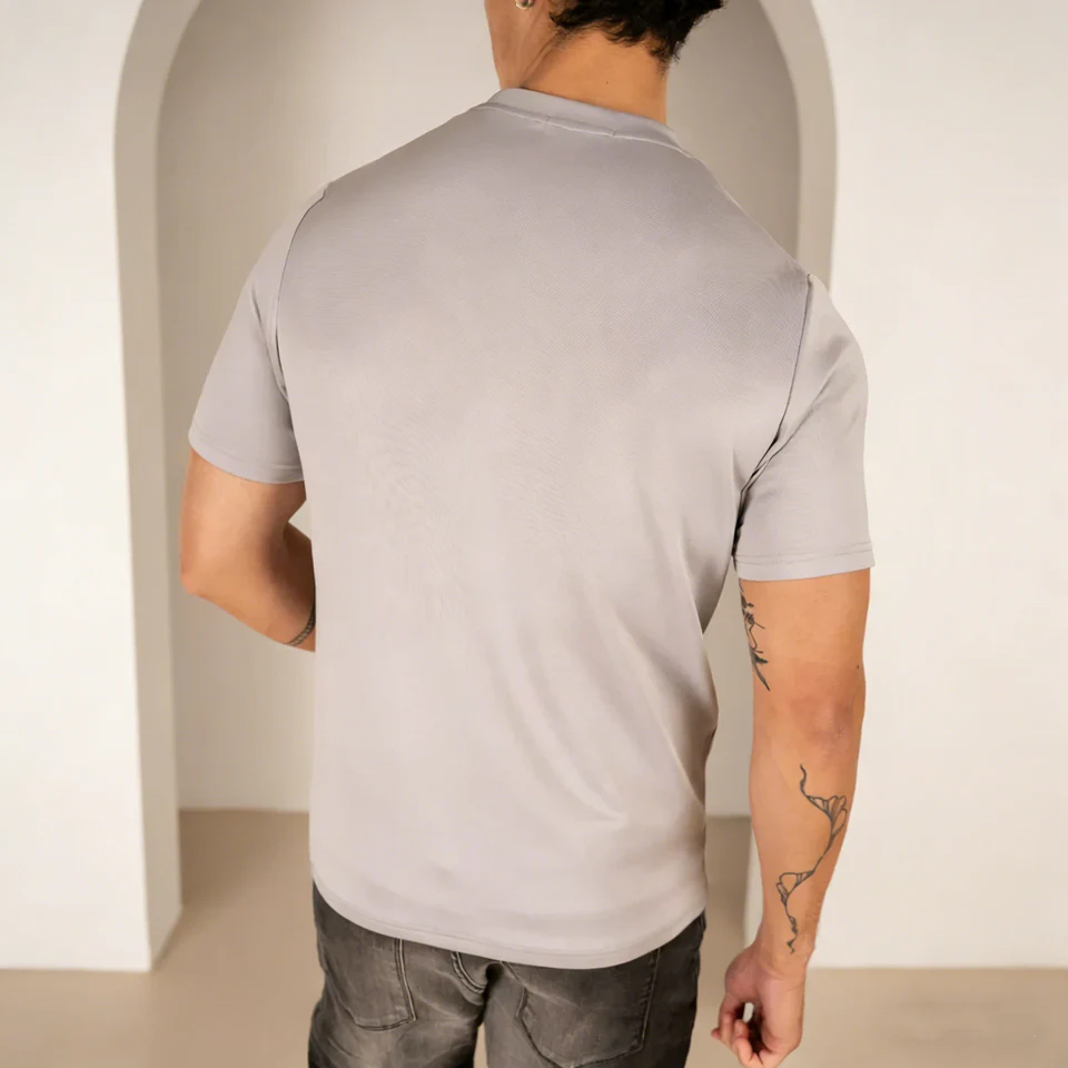 男款修身重量級 T 卹 · 230 GSM · 4