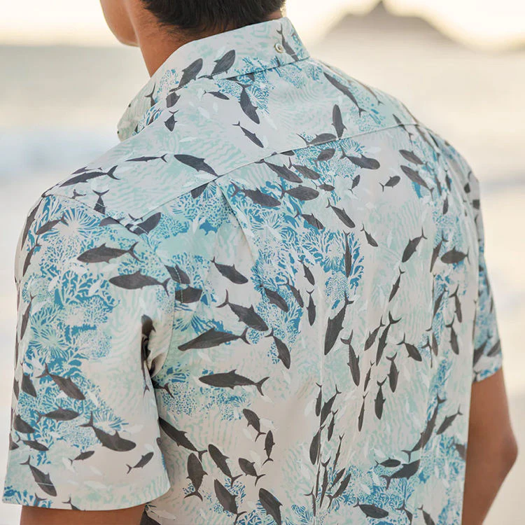 เสื้อยูนิเซ็กซ์ · 2